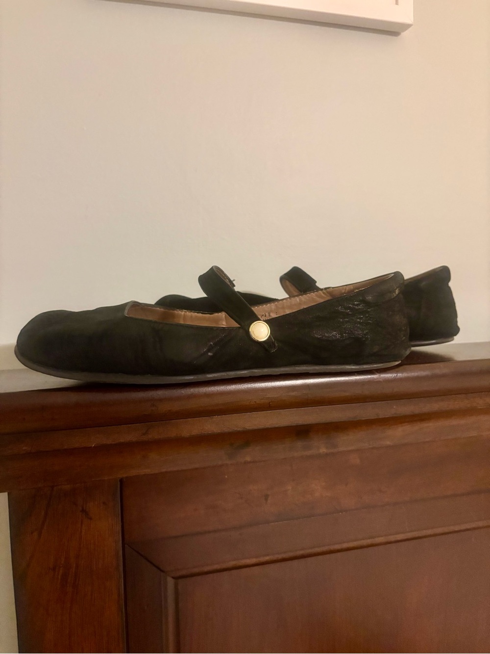 Lizbeth Joe Paris Barefoot Black Mary Jane Ballet Flats